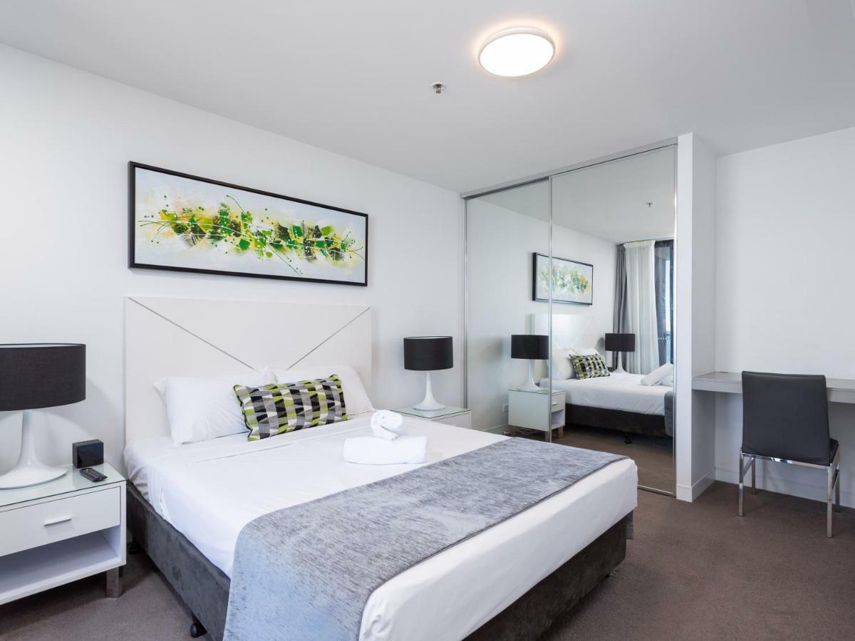 Apartment Serain Residences On Surfers *